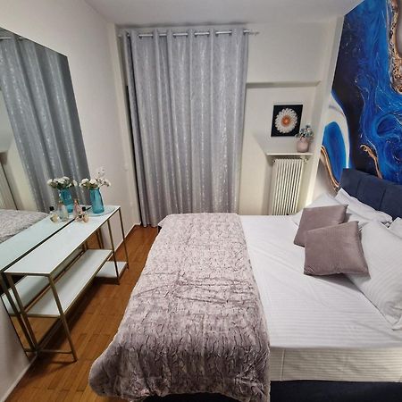 Master1 Seaside Lux Apartment Salonicco Esterno foto