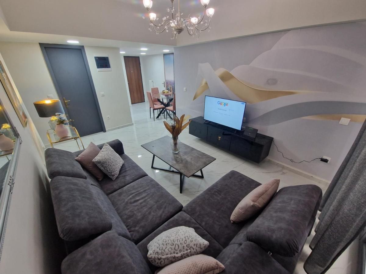 Master1 Seaside Lux Apartment Salonicco Esterno foto